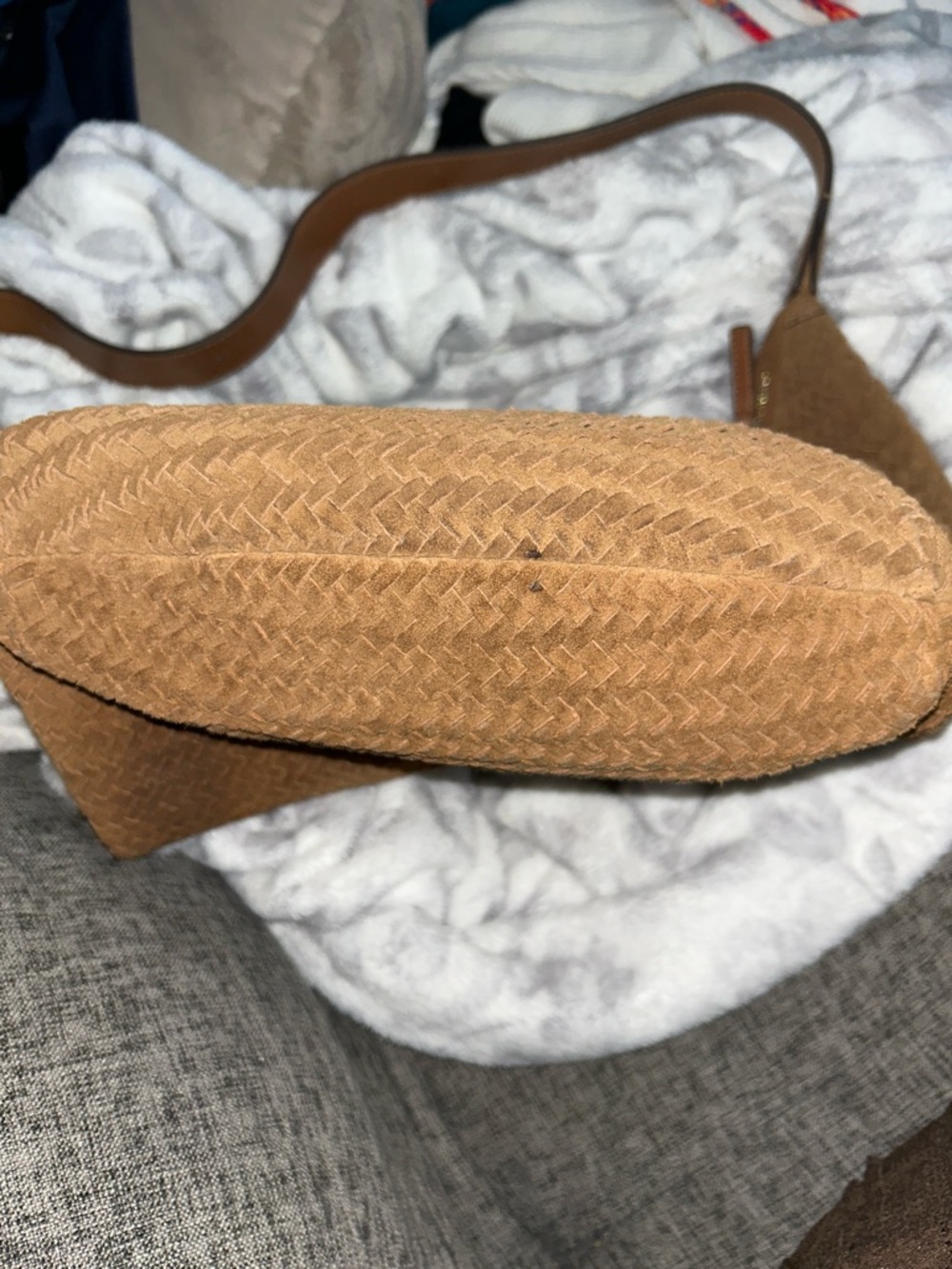 Madewell The Essential Curve Shoulder Bag - Picture 9 of 10